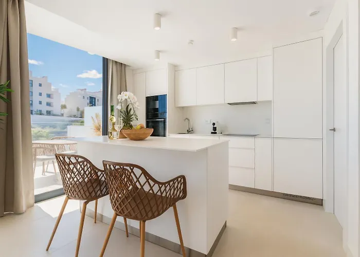 Daire Luxury 2br Big Terrace Pool Higueron West *