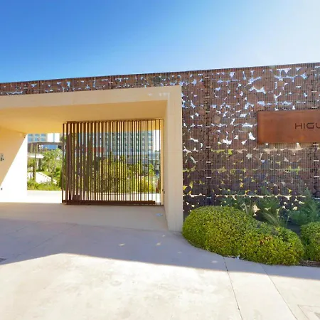 شقة Luxury 2br Big Terrace Pool Higueron West فوينخيرولا