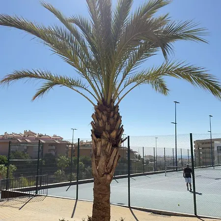 Luxury 2br Big Terrace Pool Higueron West شقة *