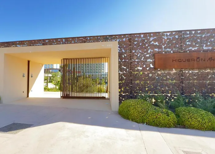 公寓 Luxury 2br Big Terrace Pool Higueron West 丰希罗拉