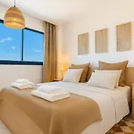 Luxury 2br Big Terrace Pool Higueron West Apartament
